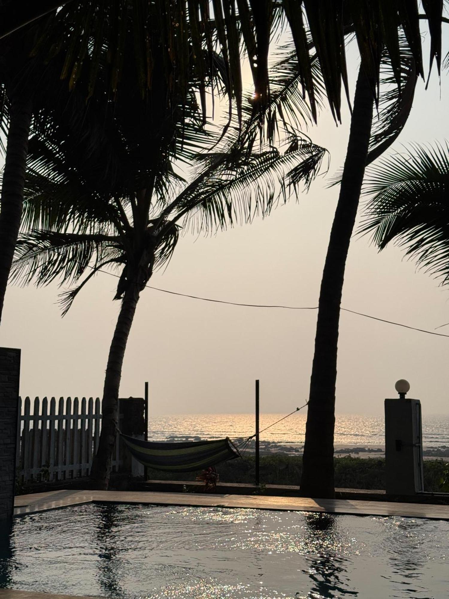 En Ocean Infinity Pool Villa Overlooking Sea ,Beach Touch Alībāg Exterior foto